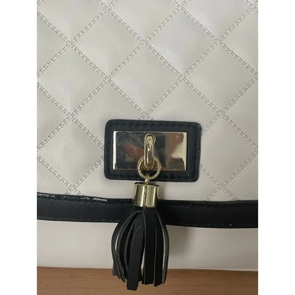 Liz Claiborne Quilted Bag Cream Black Tassel Gold Accent